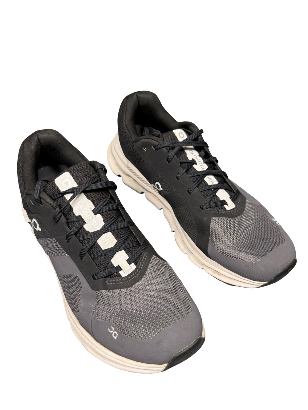 On Cloudrunner Mens 9.5 Eclipse Frost Black Gray CloudTec Running Shoes 46.99017
